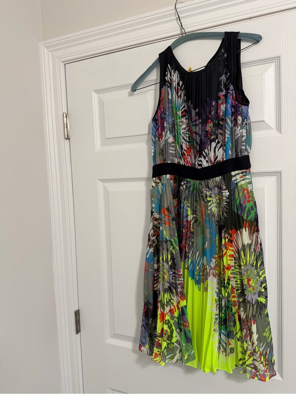 BCBGMaxAzria Black Multi-Color Floral Pleated Fit & Flare Dress